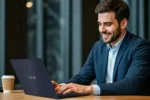 Descubra como a VAIO utiliza projeto térmico avançado e equilíbrio de componentes para garantir que seus notebooks mantenham o alto desempenho por anos.