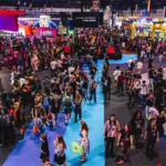 O último dia da gamescom latam 2026 encerra com painel do Cellbit sobre Ordem Paranormal, prêmios do BIG Festival e finais de EA SPORTS FC.