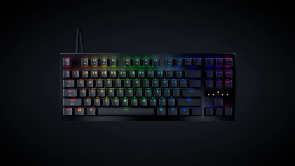 A Razer lança o Huntsman V3 Tenkeyless 8KHz! Com switches analógicos de 2ª geração, Rapid Trigger e 8000 Hz, este teclado redefine a performance competitiva.