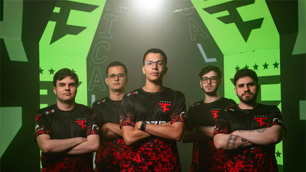 Confira os resultados da estreia da South America League de R6! FaZe Clan e NiP assumem a liderança da tabela com duas vitórias dominantes.