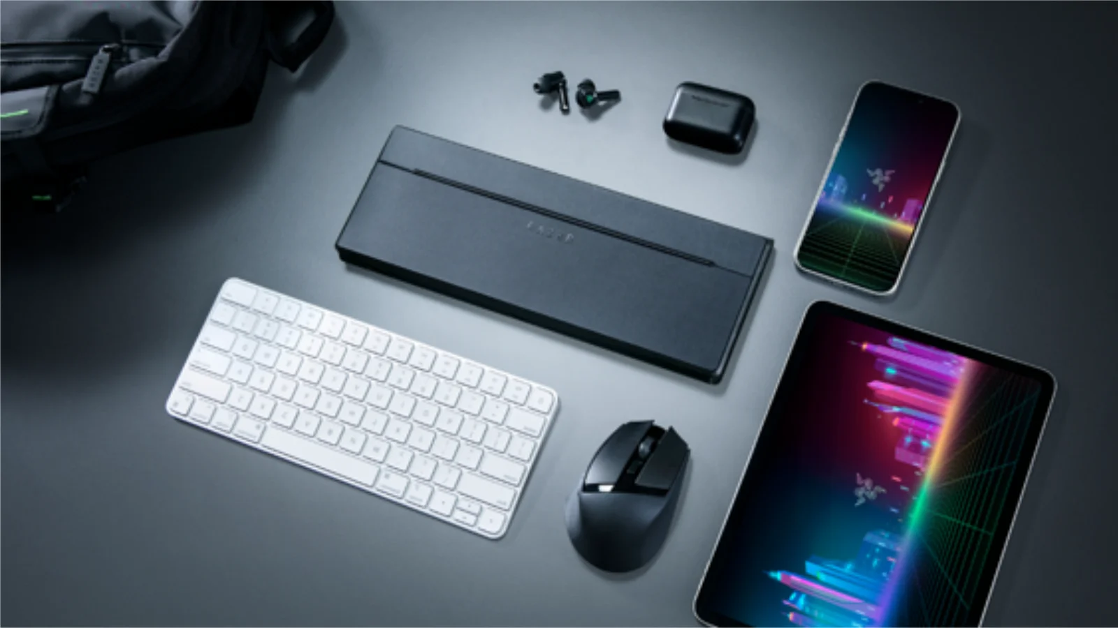 A Razer lançou o Travel Case Folio! A capa ultrafina protege teclados portáteis e funciona como suporte ajustável para tablets e consoles.