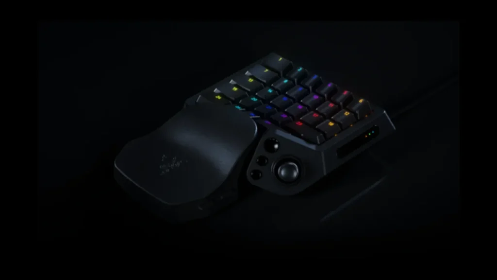 O teclado gamer analógico Razer Tartarus V2 Pro traz switches ópticos ajustáveis, thumbstick TMR e taxa de 8000 Hz. Confira!