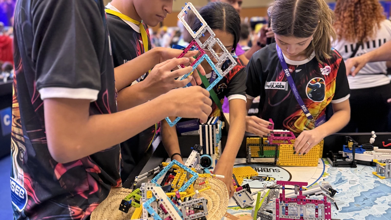Rio de Janeiro Sedia Etapa Nacional do Torneio de Robótica com Tecnologia e Kits Oficiais LEGO
