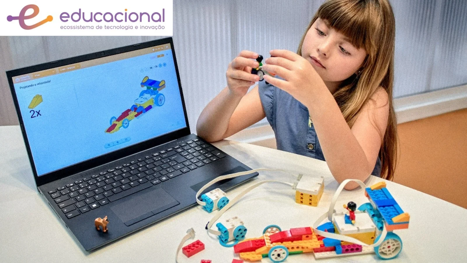 A robótica educacional desenvolve competências essenciais para o século XXI. Entenda como ela transforma a tecnologia em aprendizado ativo.