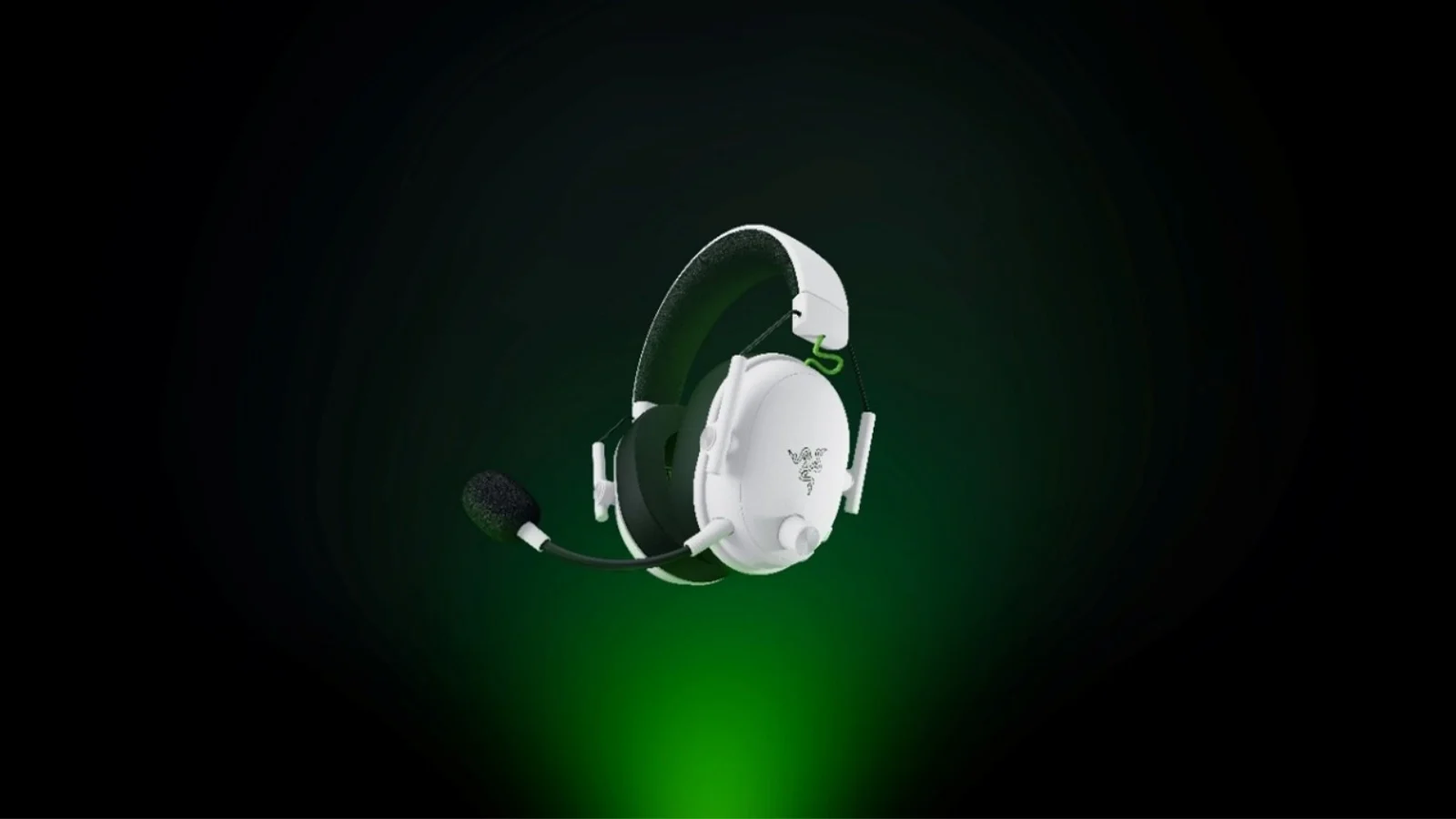 Razer revela o BlackShark V3 White Edition para Xbox. Performance competitiva, latência de 10ms e design minimalista em branco.