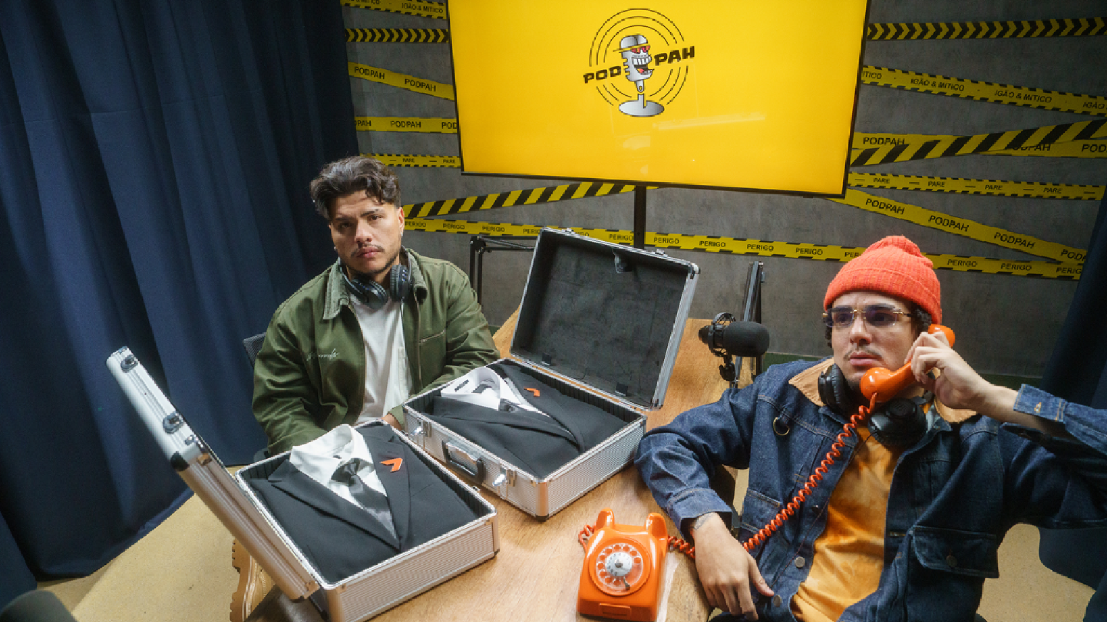 PodPah assume o papel de The Replacer